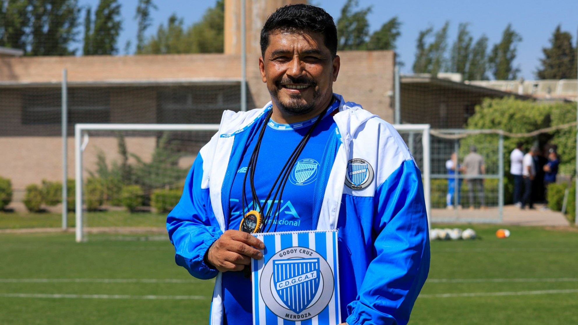 La apuesta de Omar Asad no tiene término medio y el plantel lo sabe